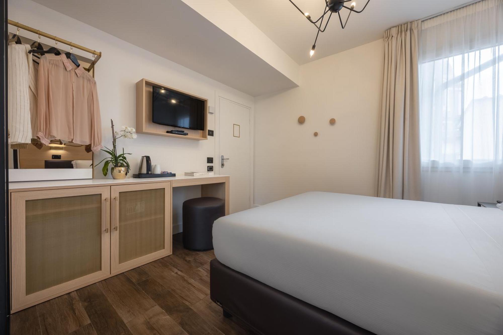 Globus Urban Hotel Florence Ngoại thất bức ảnh